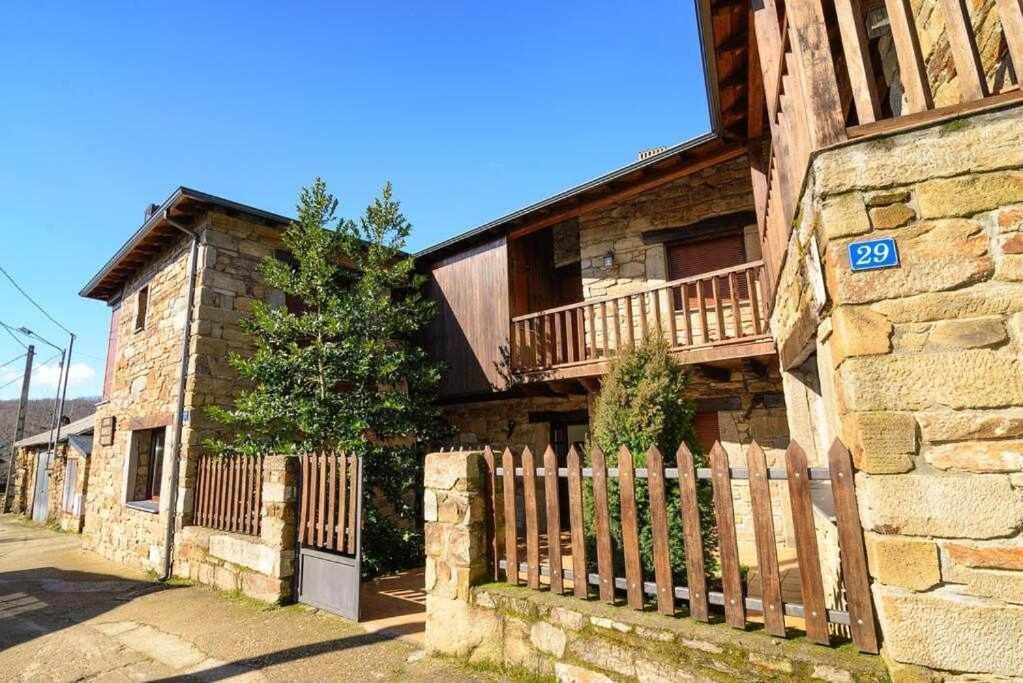 Casas Rurales Trefacio Séjour à la campagne *